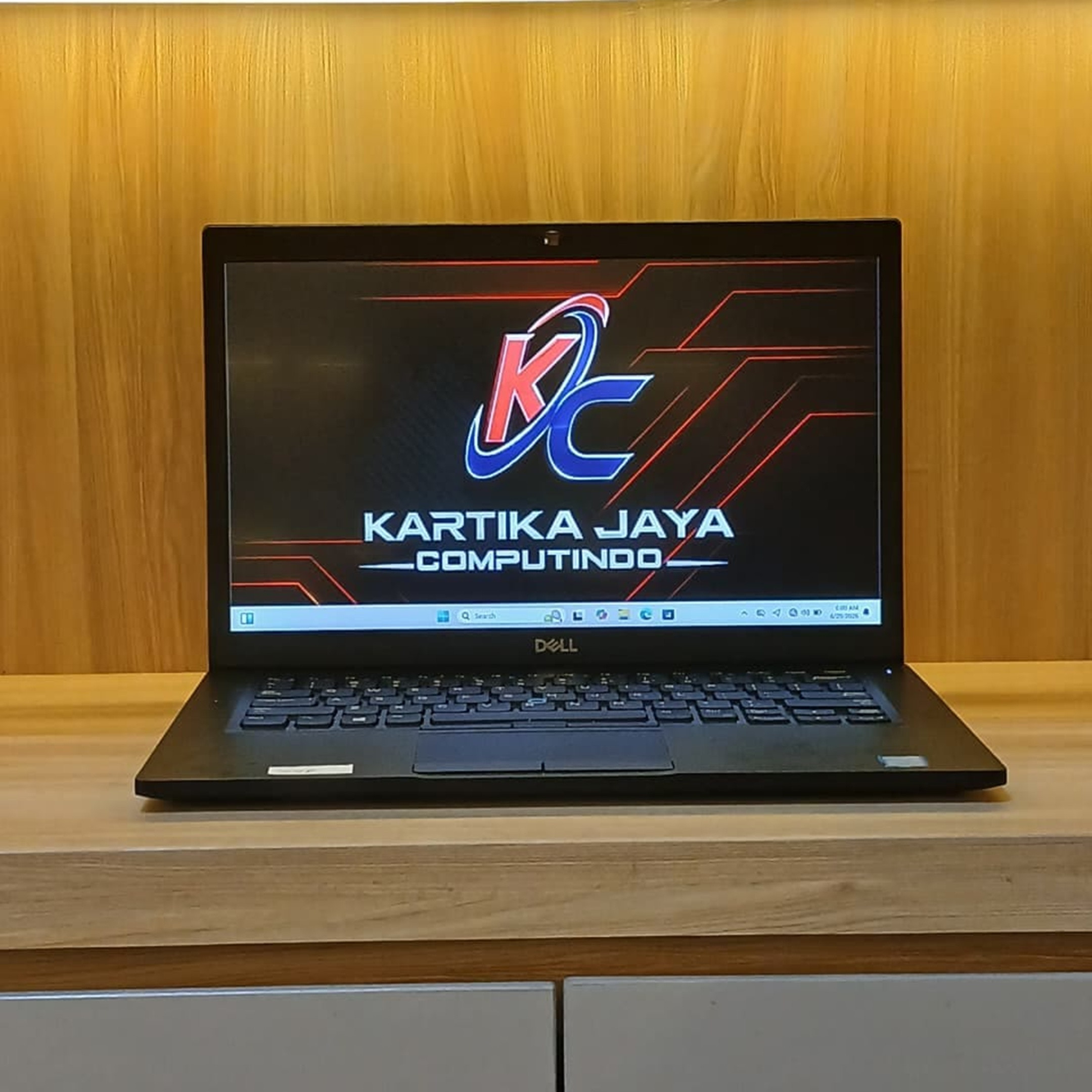 DELL LATITUDE 7490 CORE I5 RAM 8 SSD 2ND MURAH 